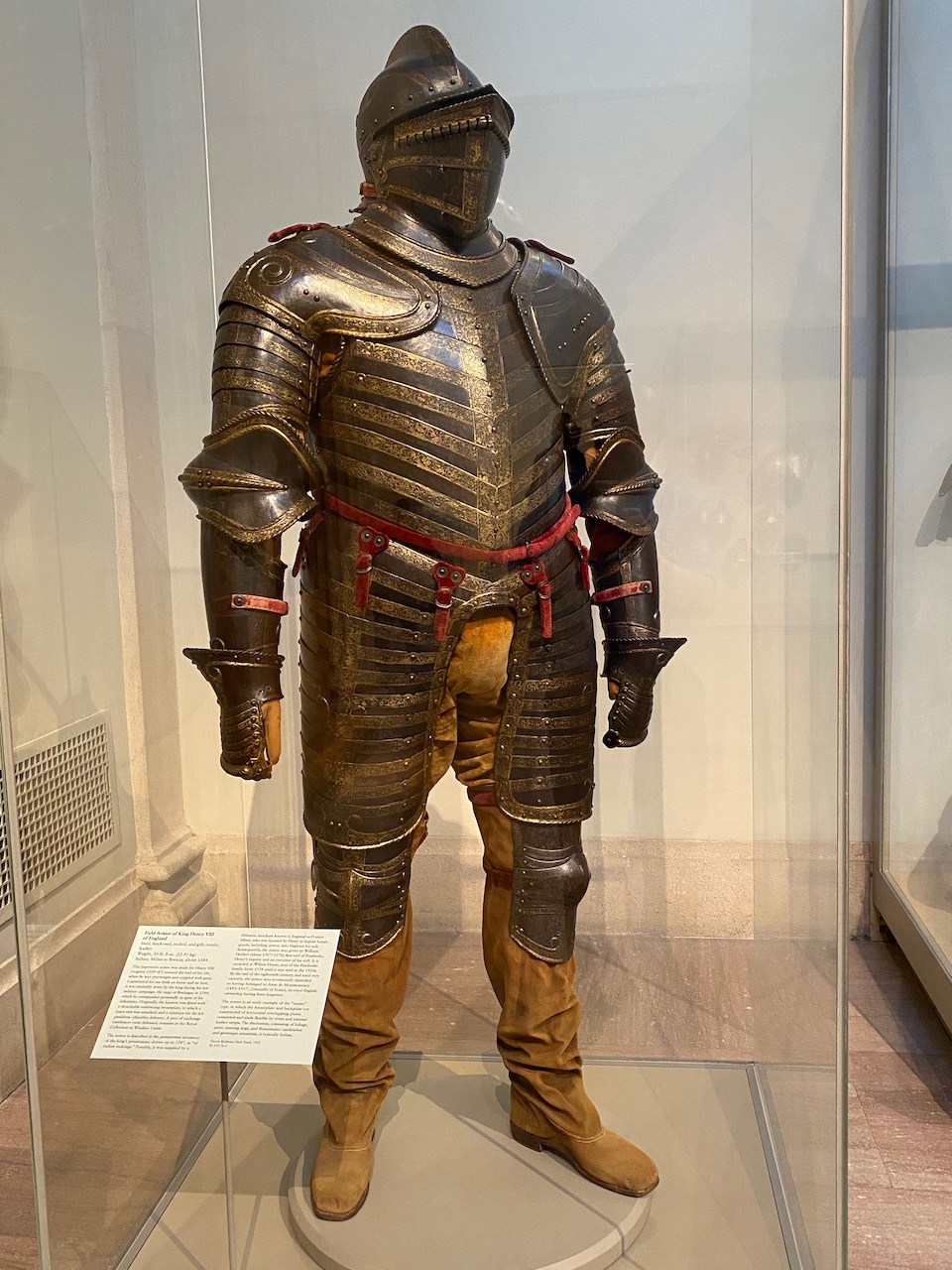 the met - field armor of king henry viii.jpeg
