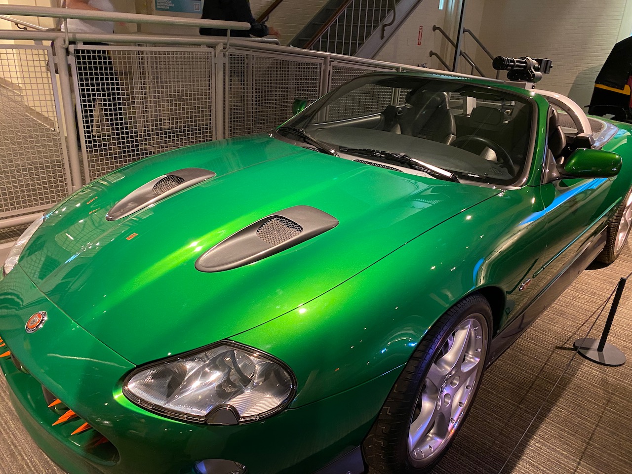 saratoga spa - jaguar with minigun 03